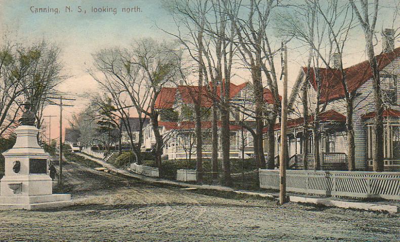 Looking northward along North Avenue from Main Street, early 1900s